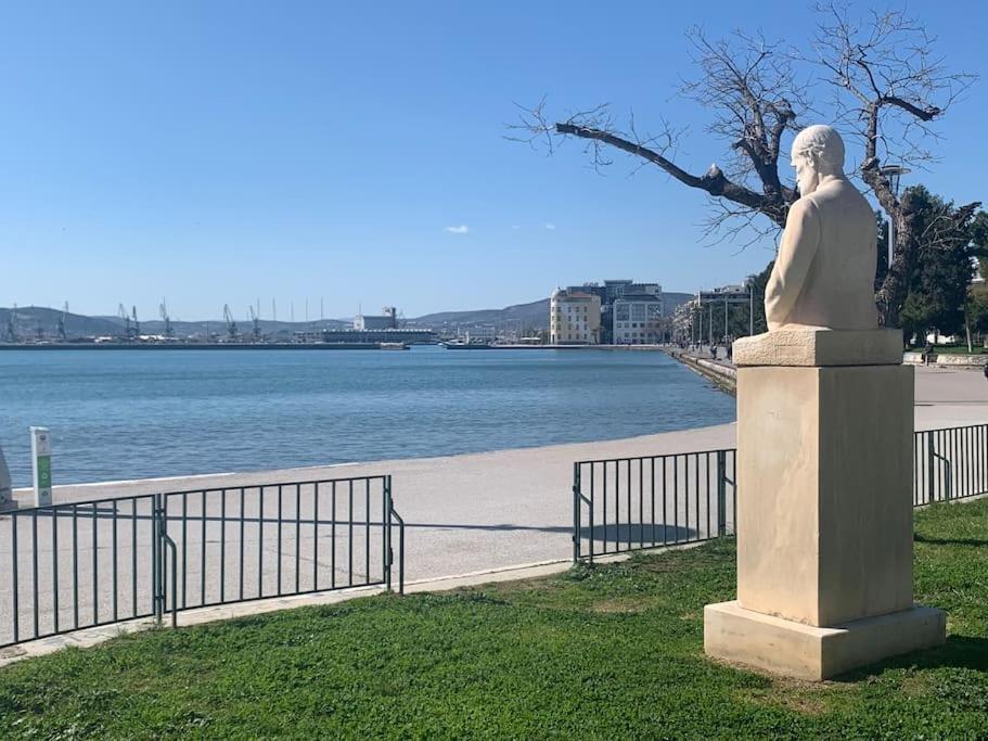 *Oasis* Best View Jacuzzi New Central Apartment Volos Eksteriør billede
