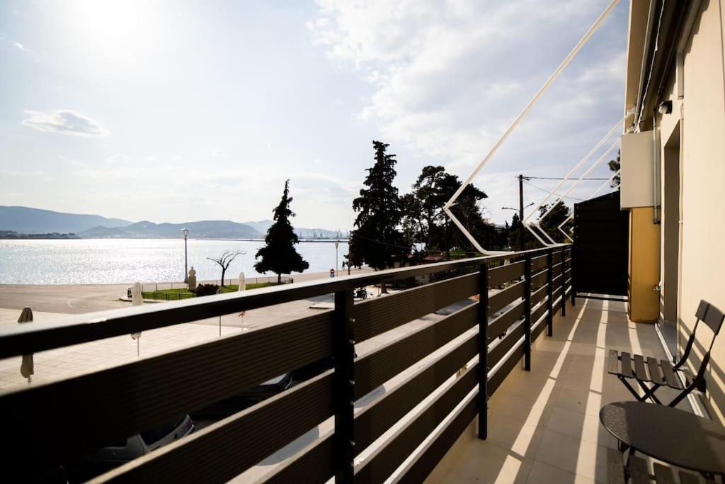 *Oasis* Best View Jacuzzi New Central Apartment Volos Eksteriør billede